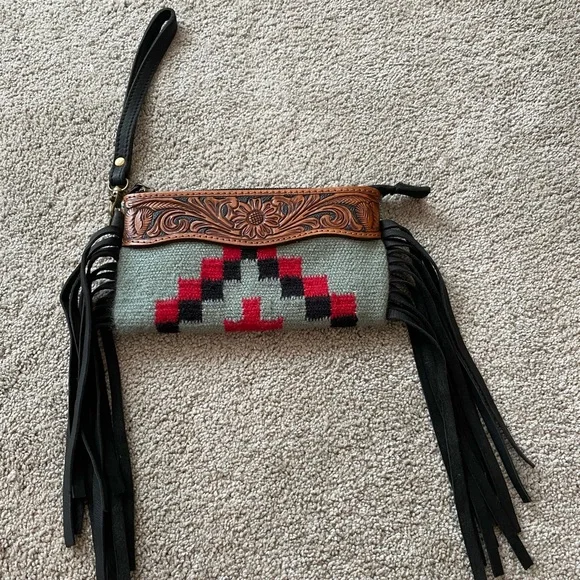 Clutch Purse. American Darling. Western fringe Aztec print wrist clutch - Picture 1 of 6